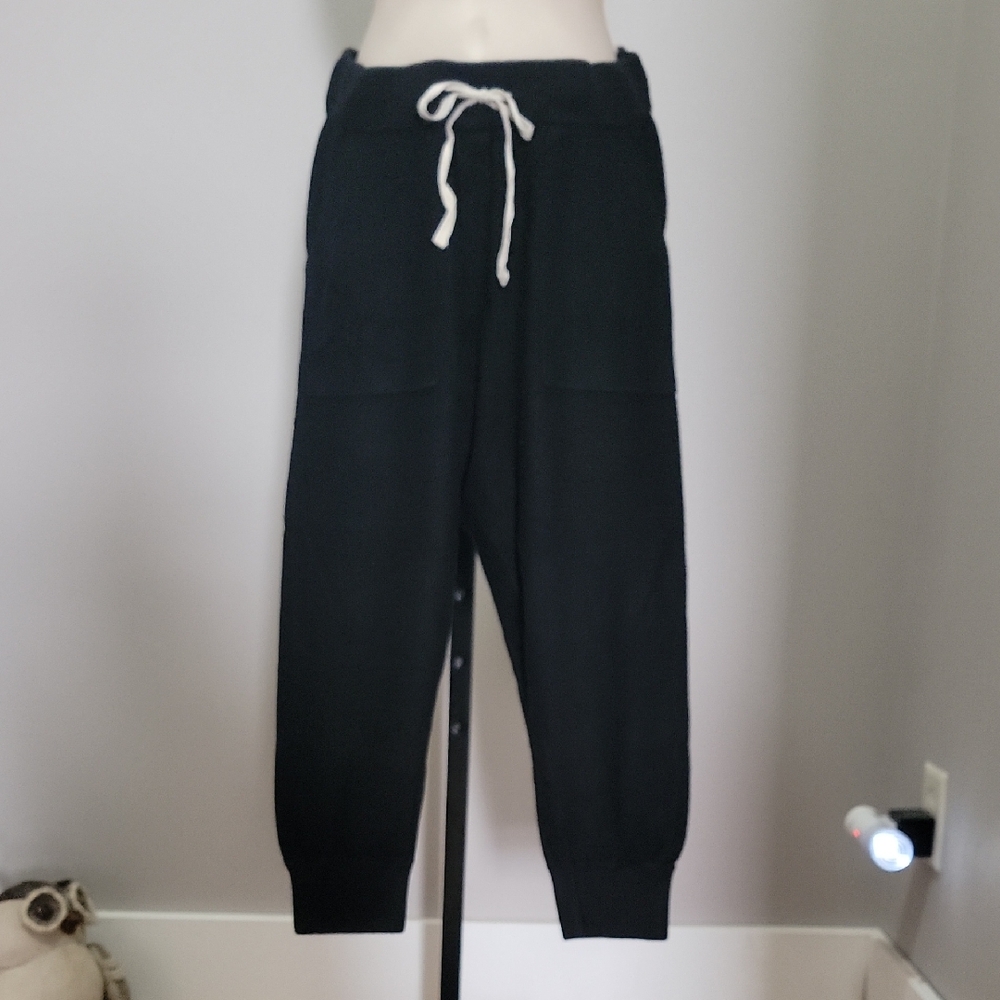 Victorias Secret Cashmere Crop Jogger With Pockets - Black Sz S